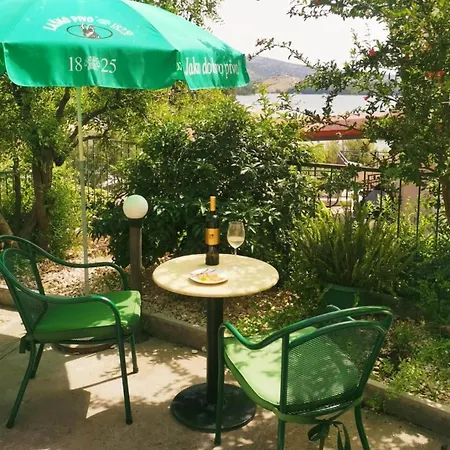 Lejlighed In Zaboric With Sea View, Balcony, Air Conditioning, Wifi 5177-3 Šibenik