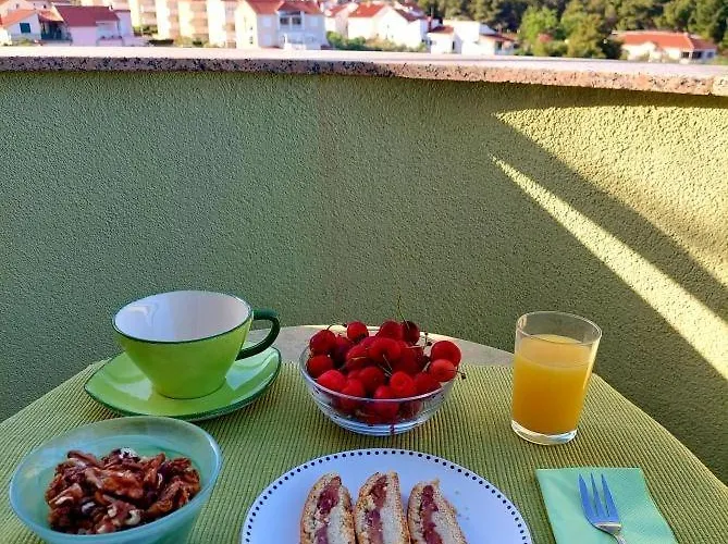 In Zaboric With Sea View, Balcony, Air Conditioning, Wifi 5177-3 Appartement